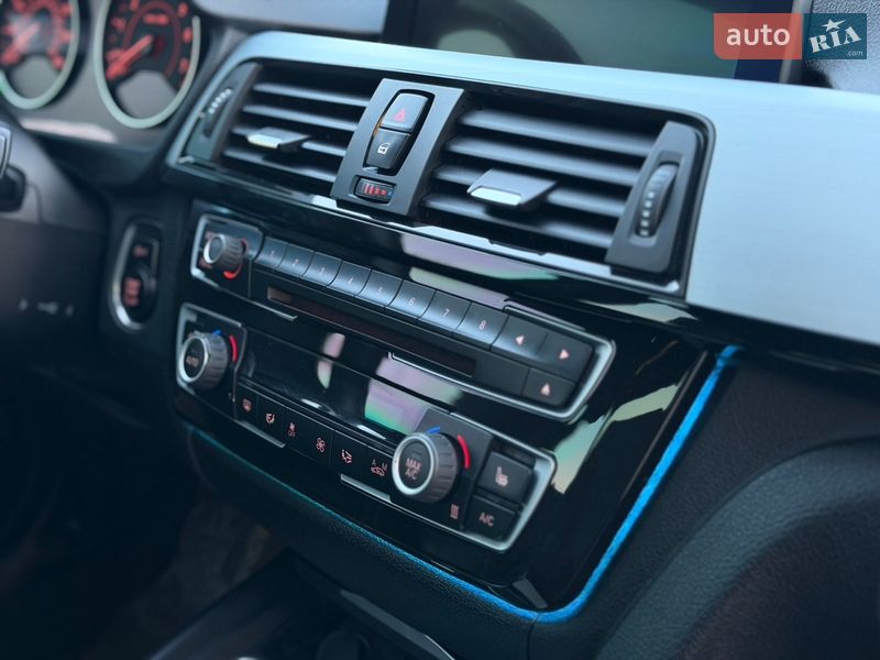 Седан BMW 3 Series 2013 в Львові