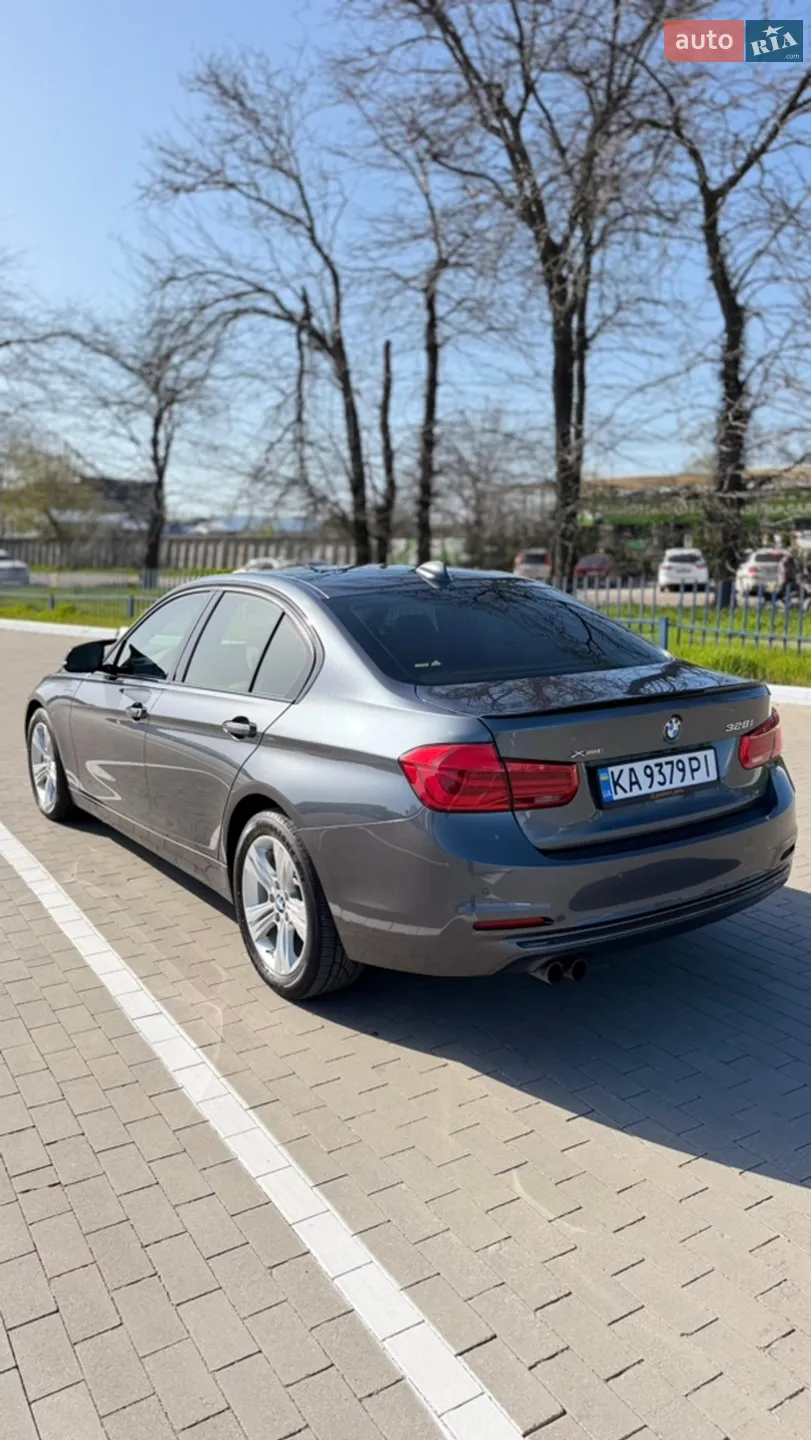 2016 BMW 3er - мініатюра 8
