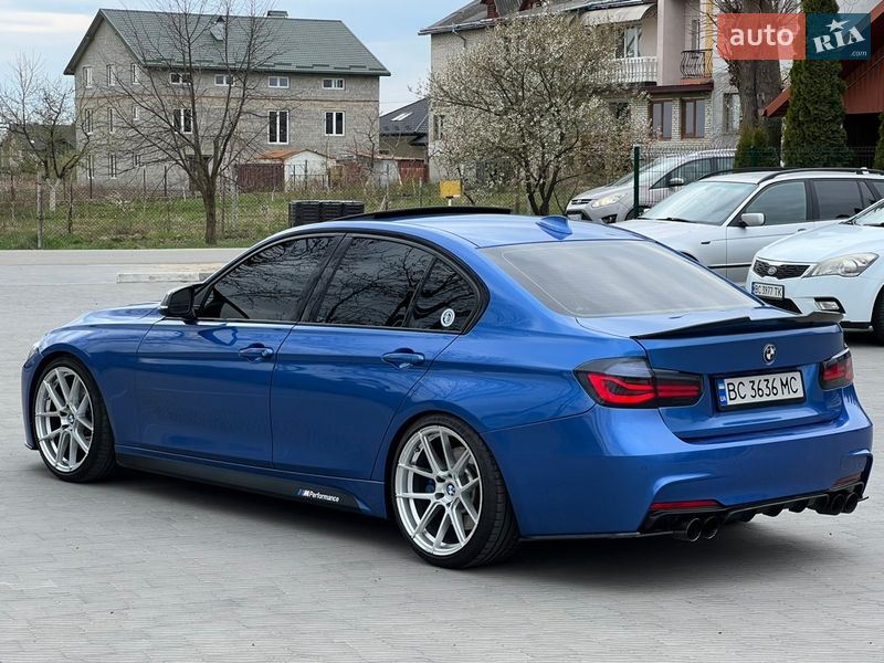 Седан BMW 3 Series 2015 в Яворове