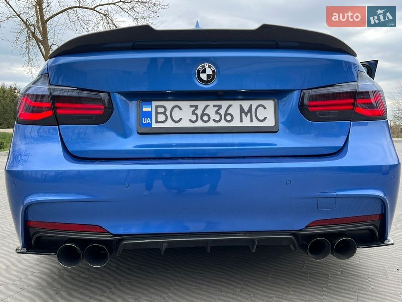 Седан BMW 3 Series 2015 в Яворове