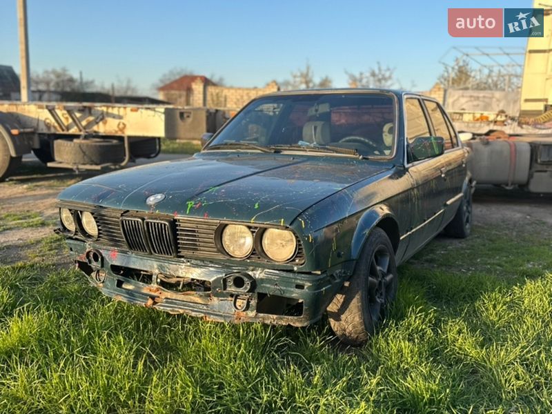 Седан BMW 3 Series 1987 в Одессе