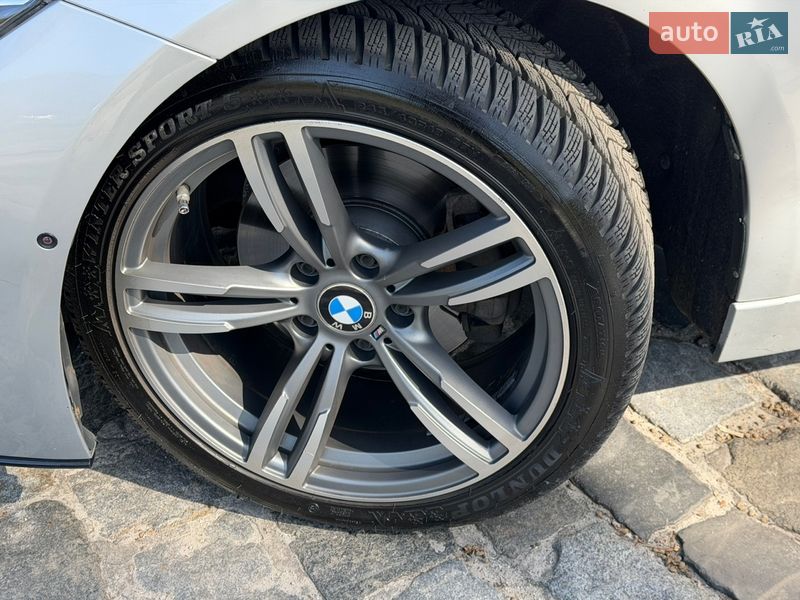 Седан BMW 3 Series 2016 в Киеве