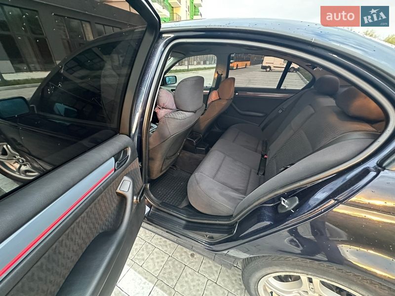 Седан BMW 3 Series 2001 в Львове