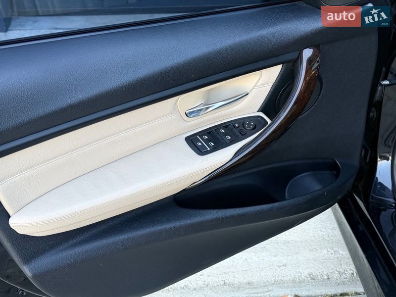 Седан BMW 3 Series 2015 в Одесі
