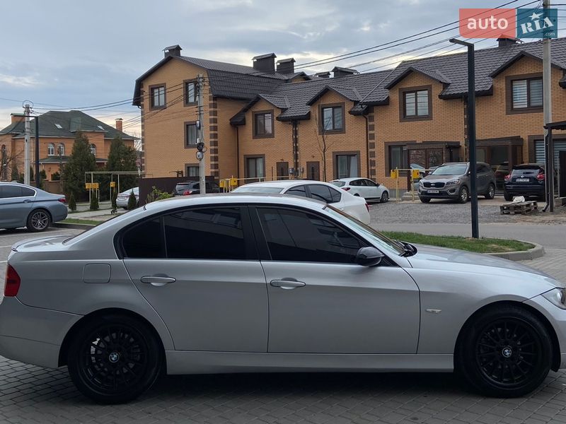 Седан BMW 3 Series 2007 в Виннице