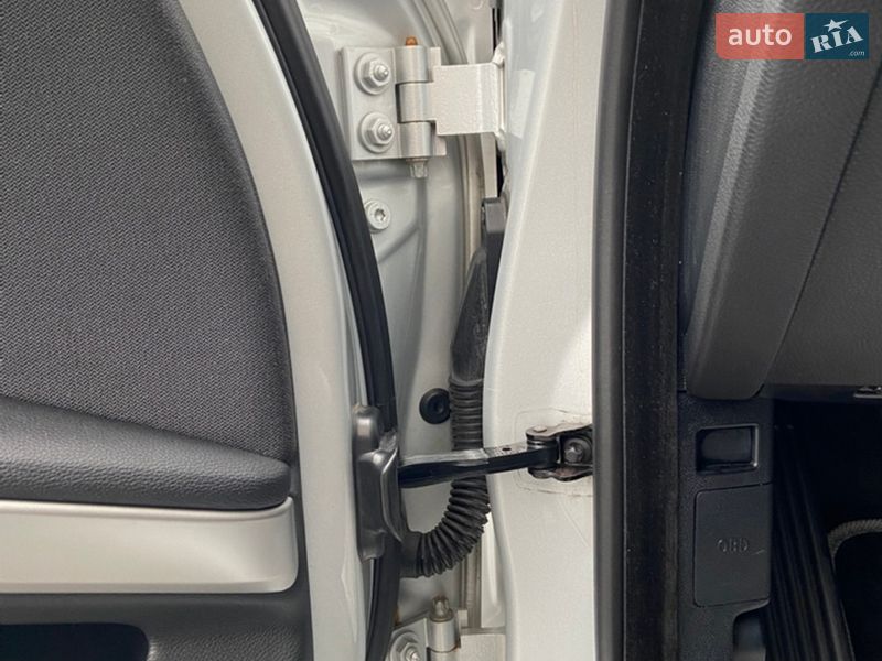 Седан BMW 3 Series 2007 в Виннице