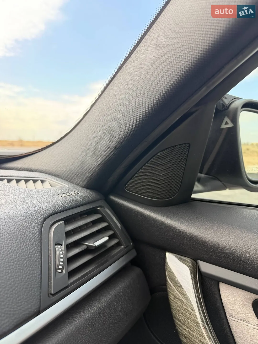 2012 BMW 3er - мініатюра 10
