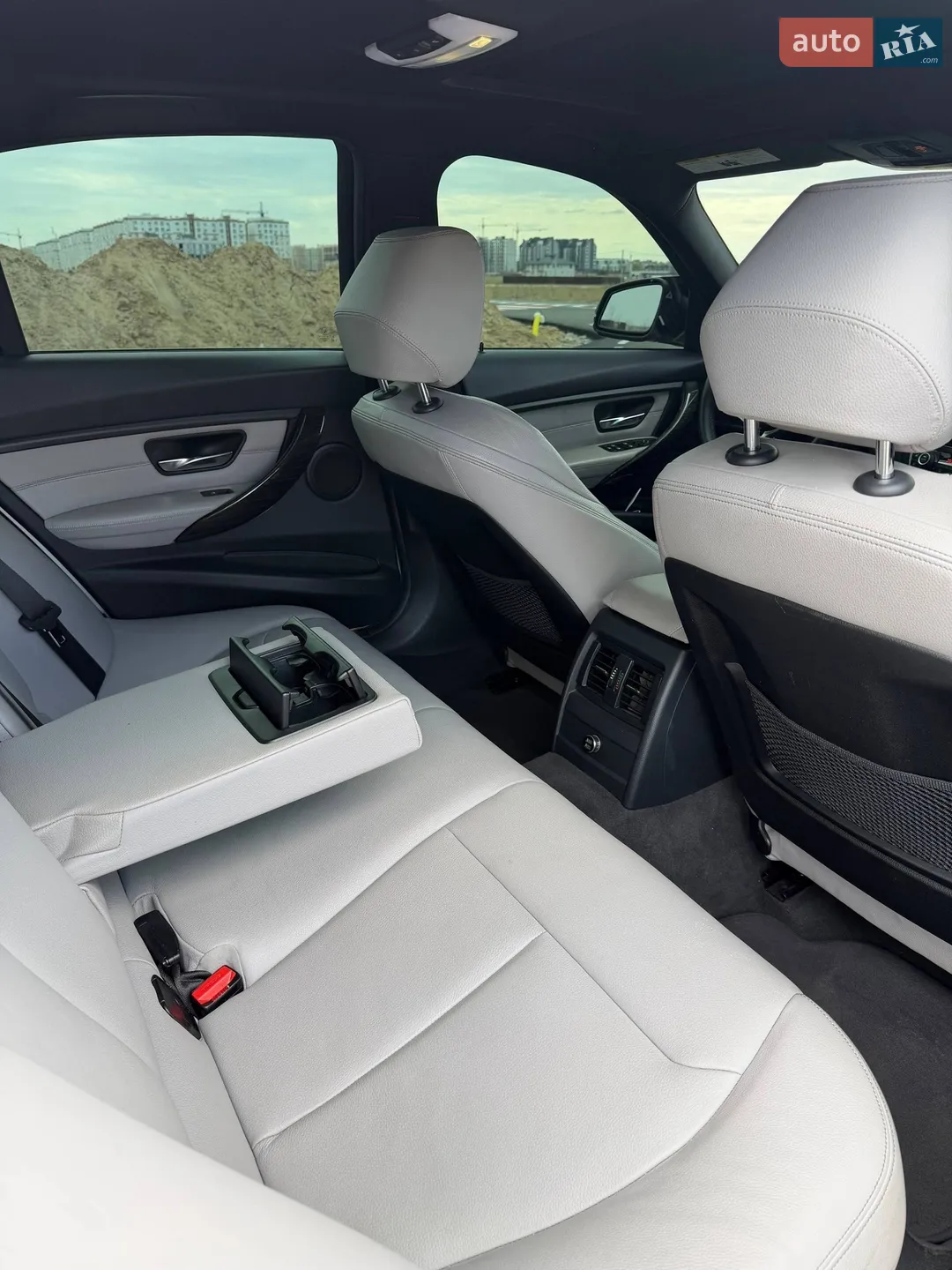 2012 BMW 3er - мініатюра 19