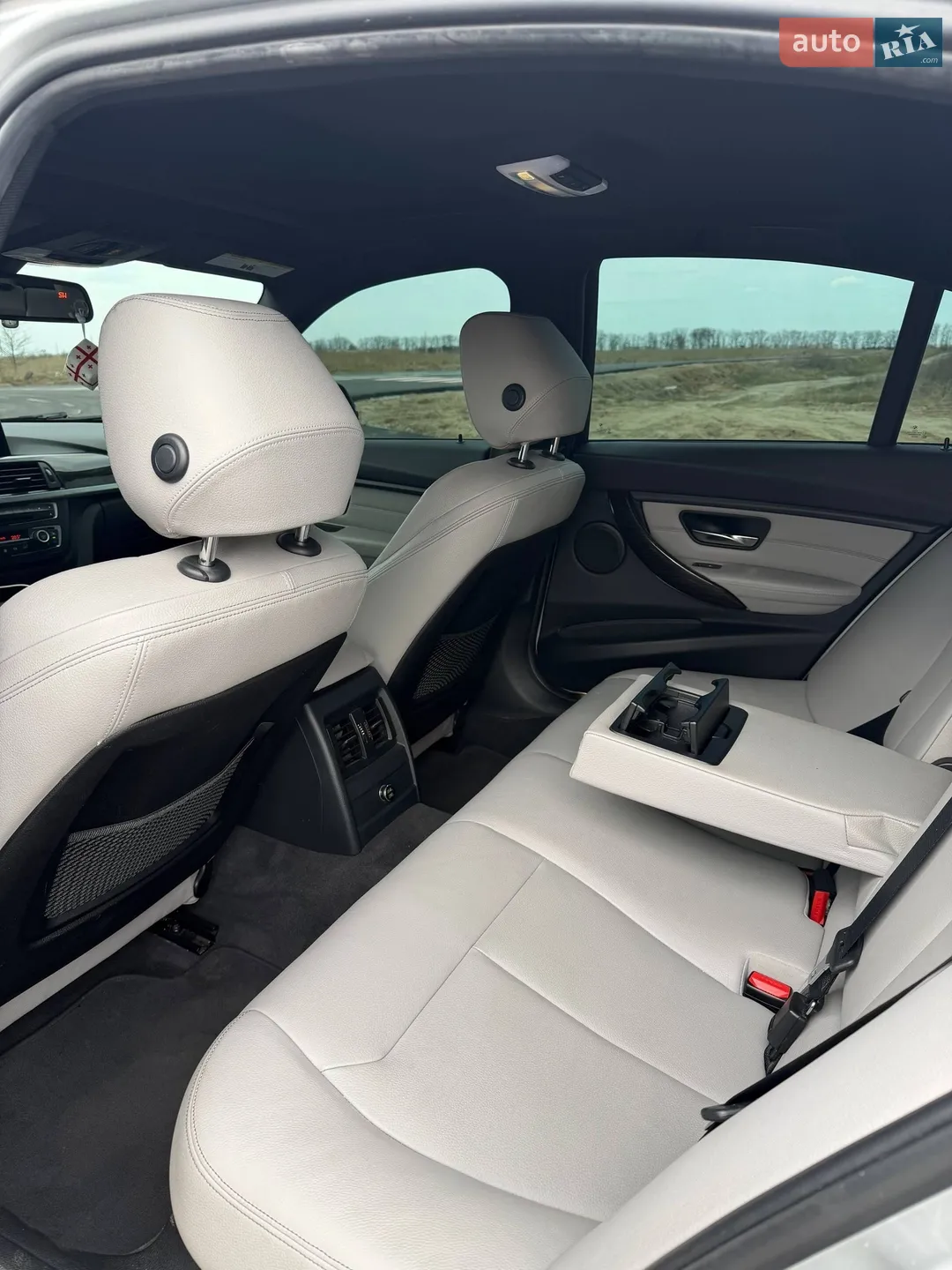 2012 BMW 3er - мініатюра 21