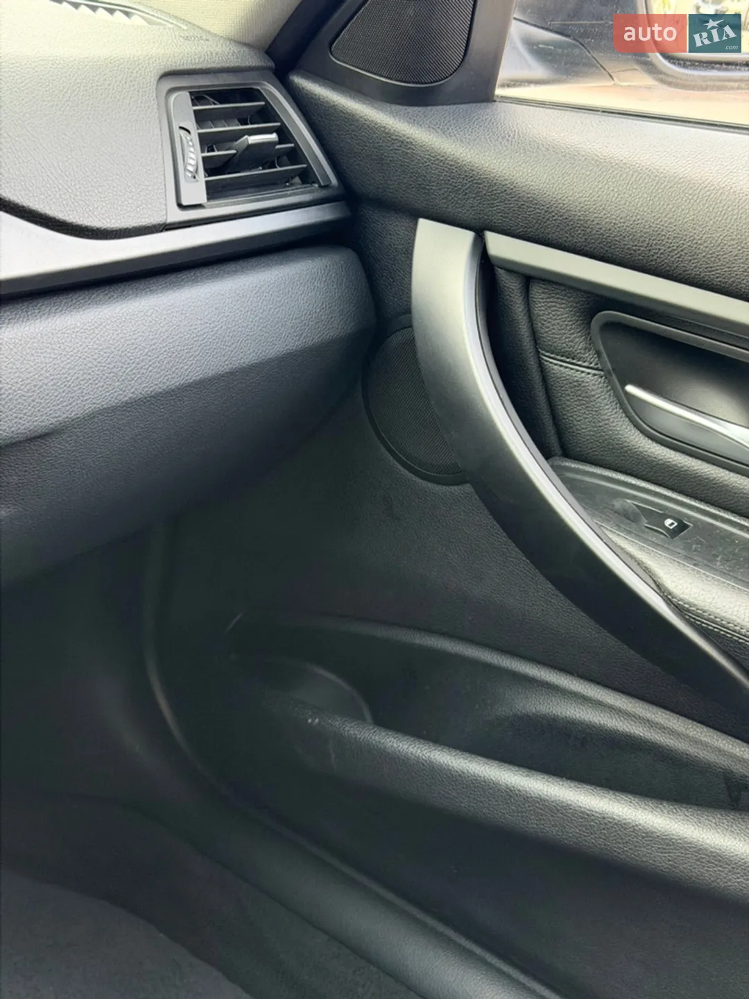 2012 BMW 3er - мініатюра 9