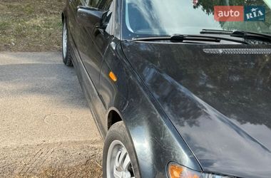 Седан BMW 3 Series 2004 в Бобровице