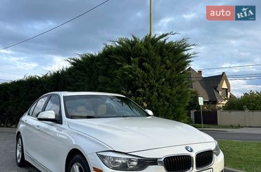 Седан BMW 3 Series 2014 в Ужгороде