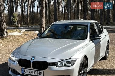 Седан BMW 3 Series 2015 в Житомирі