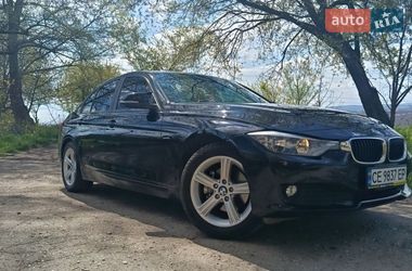 Седан BMW 3 Series 2015 в Чернівцях