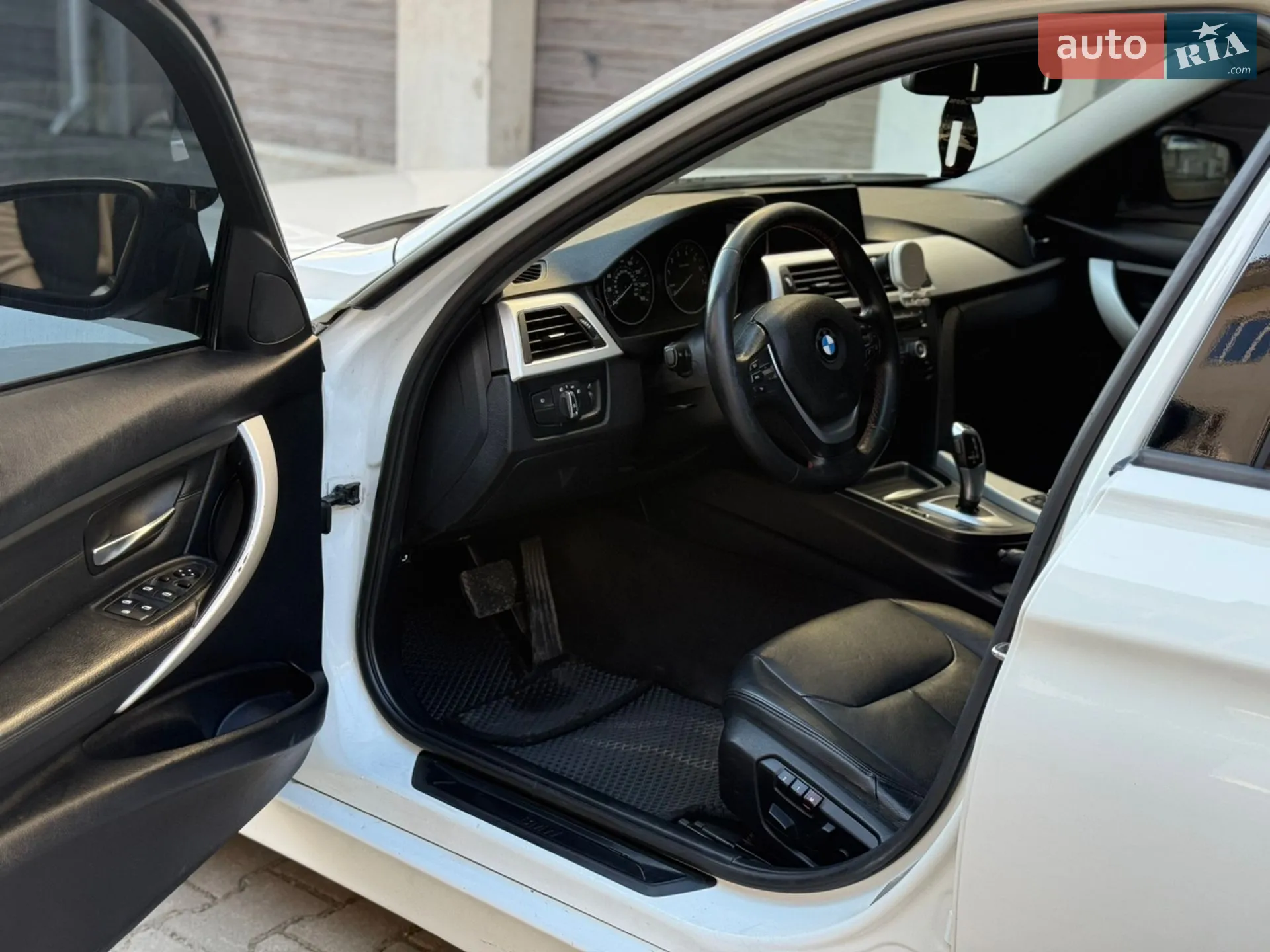 2013 BMW 3er - мініатюра 11