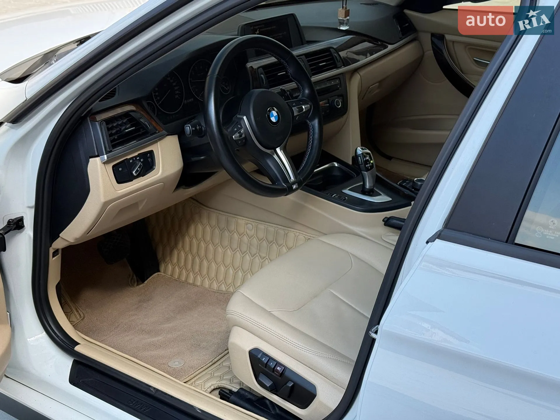 2014 BMW 3er - мініатюра 26