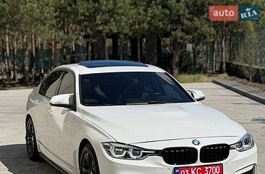 Седан BMW 3 Series 2017 в Луцке