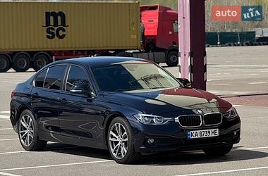 Седан BMW 3 Series 2017 в Киеве