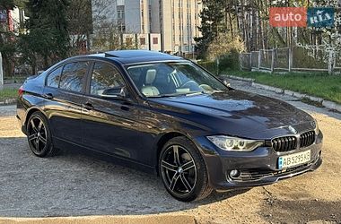 Седан BMW 3 Series 2015 в Нетішині