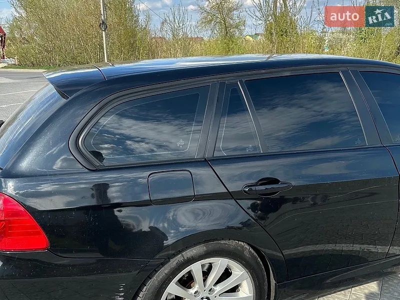 BMW 3 Series 2011 VIN WBAUT31020F063913 фото оголошення 14 з 63