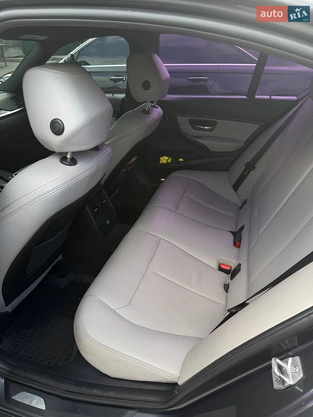 2012 BMW 3er - мініатюра 11