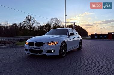 Седан BMW 3 Series 2014 в Чернівцях