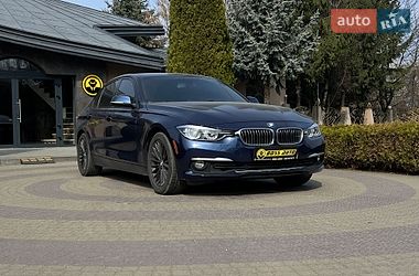 Седан BMW 3 Series 2016 в Львове