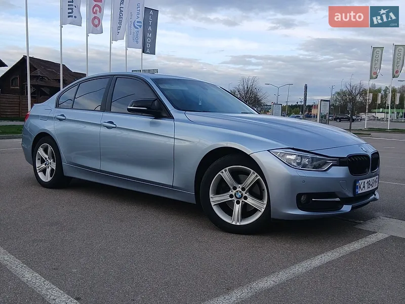 BMW 3 Series 2014 VIN WBA3B5C59FP653385 фото оголошення 10 з 93