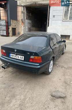 Седан BMW 3 Series 1995 в Одесі