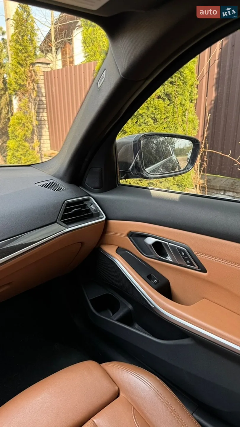 BMW 3 Series 2021 VIN 3MW5P7J01M8B80736 фото оголошення 19 з 25