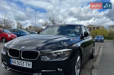 Седан BMW 3 Series 2013 в Киеве