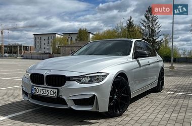 Седан BMW 3 Series 2015 в Тернополі