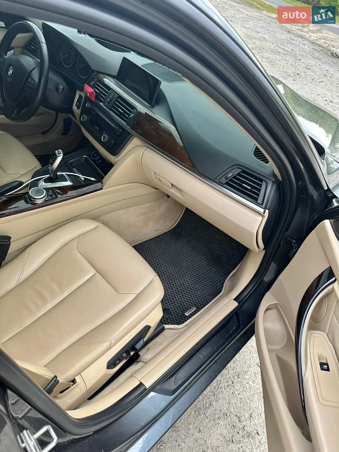 2012 BMW 3er - мініатюра 10