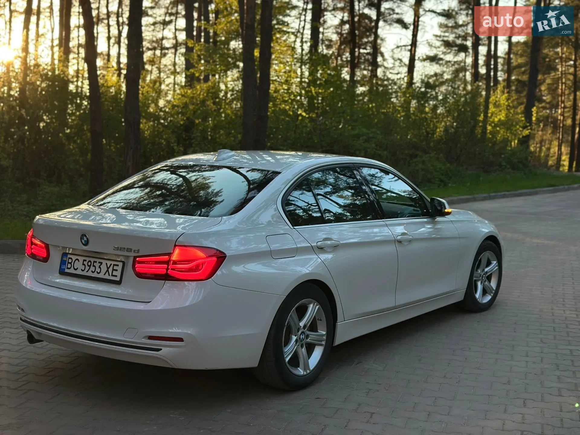 2017 BMW 3er - мініатюра 17