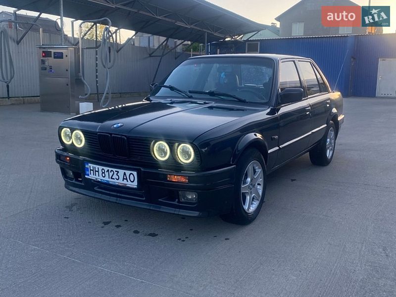 Седан BMW 3 Series 1983 в Одессе фото 5 Седан BMW 3 Series 1983 в Одессе
