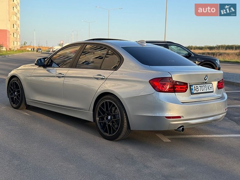 Седан BMW 3 Series 2012 в Виннице