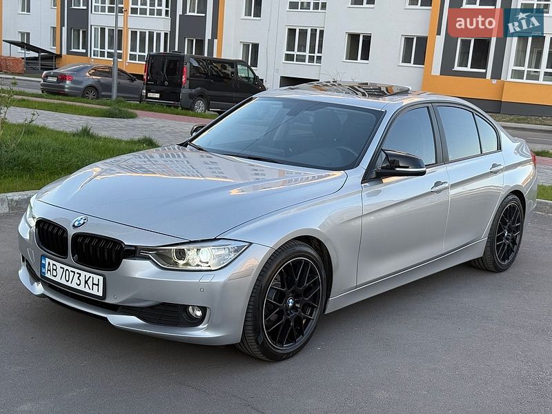 Седан BMW 3 Series 2012 в Виннице