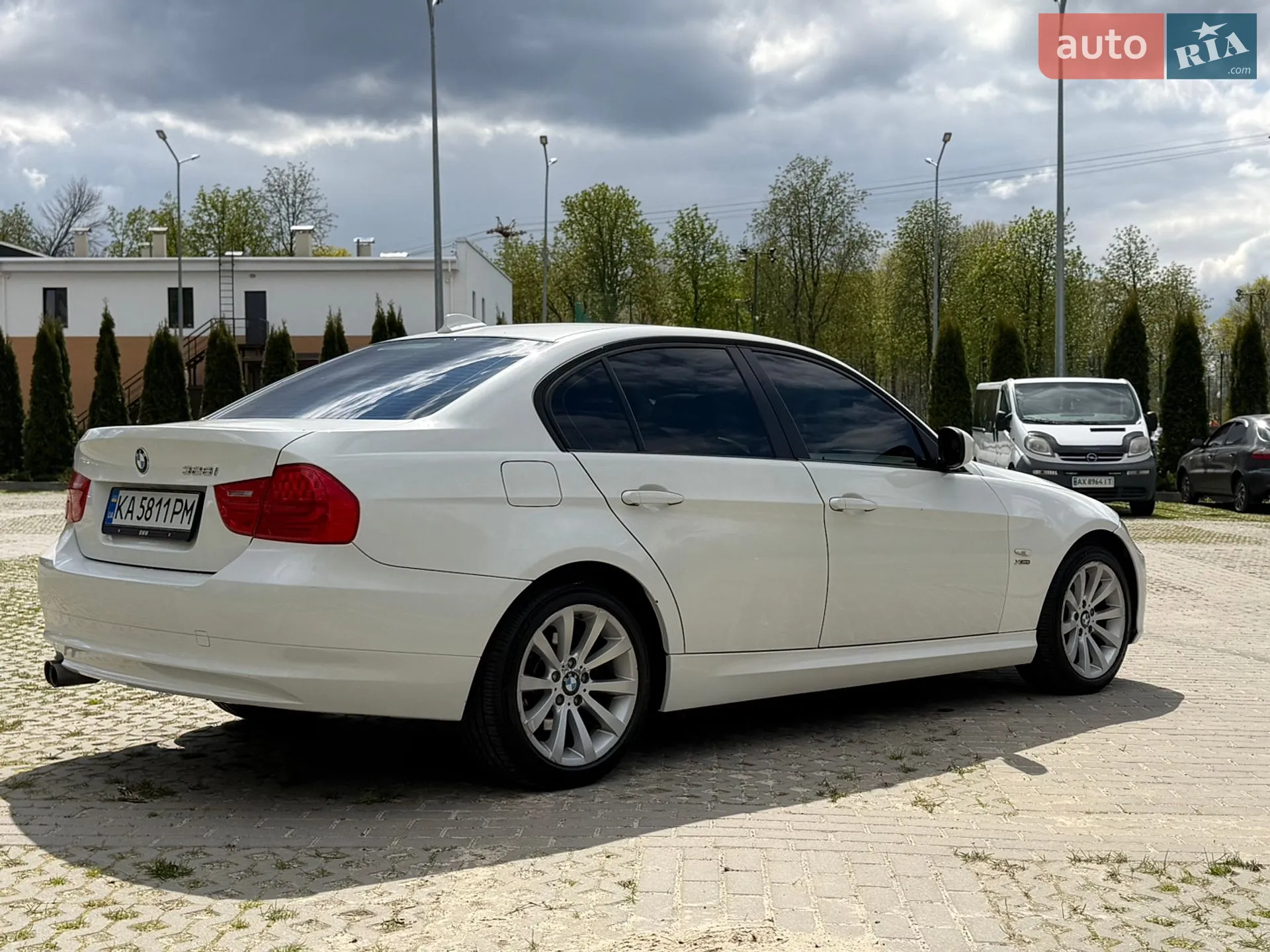 2011 BMW 3er - мініатюра 10
