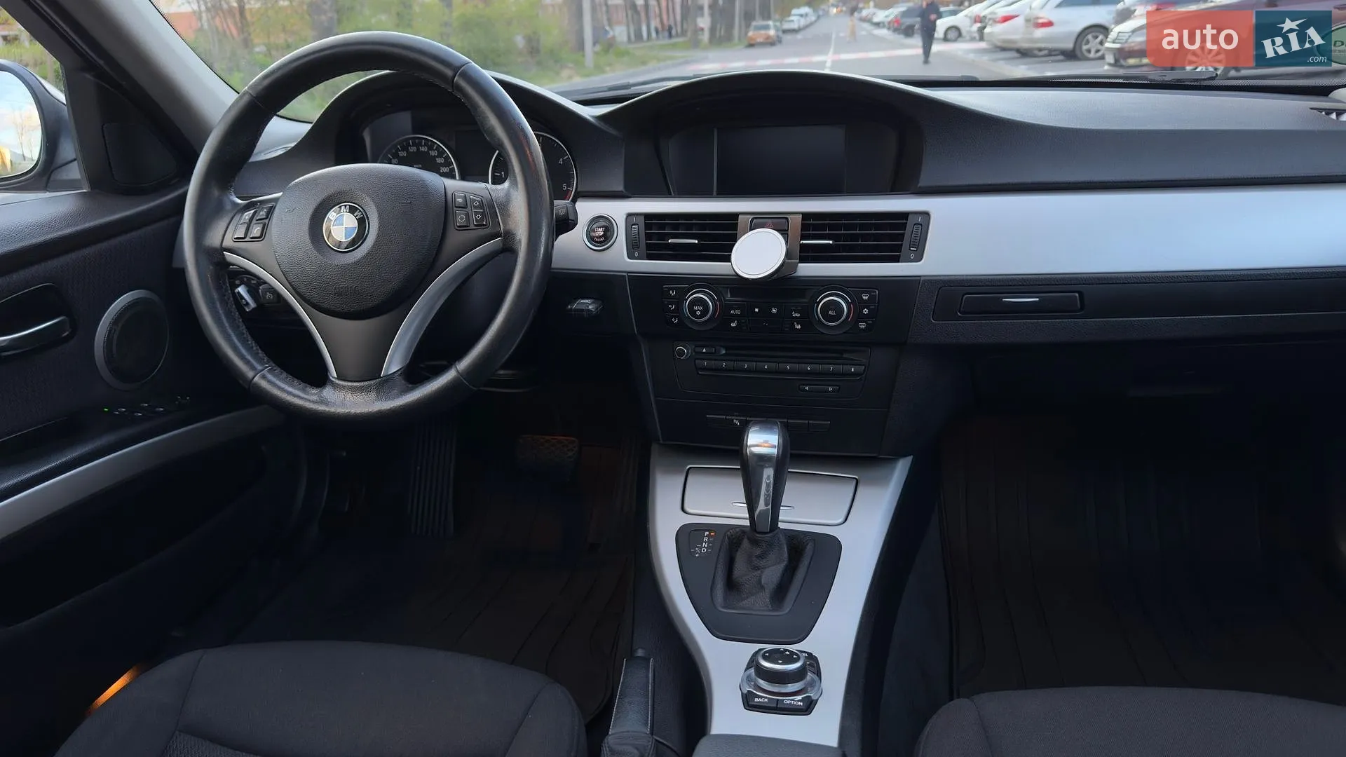 2010 BMW 3er - мініатюра 10