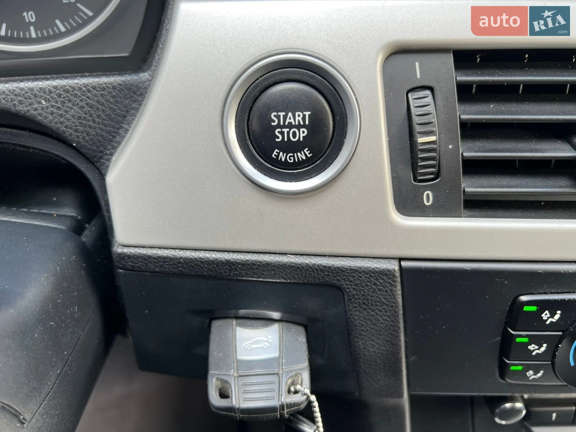 2011 BMW 3er - мініатюра 20
