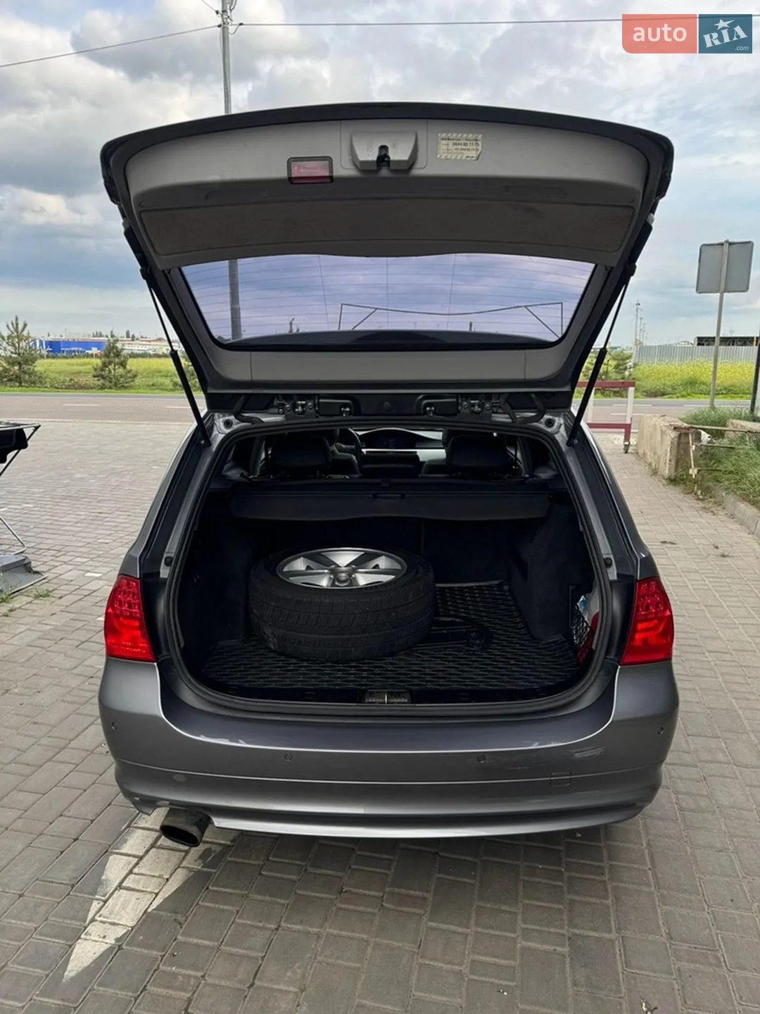 2010 BMW 3er - мініатюра 37
