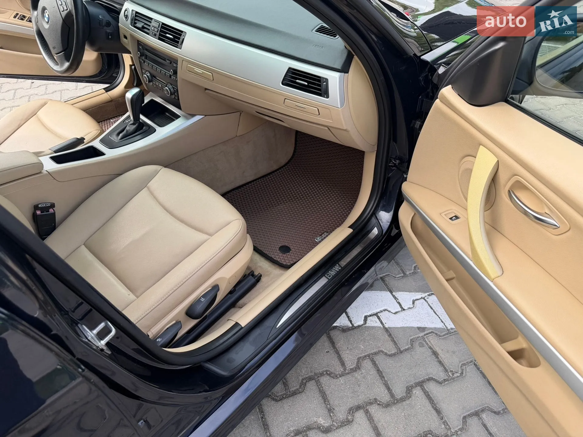 2010 BMW 3er - мініатюра 11
