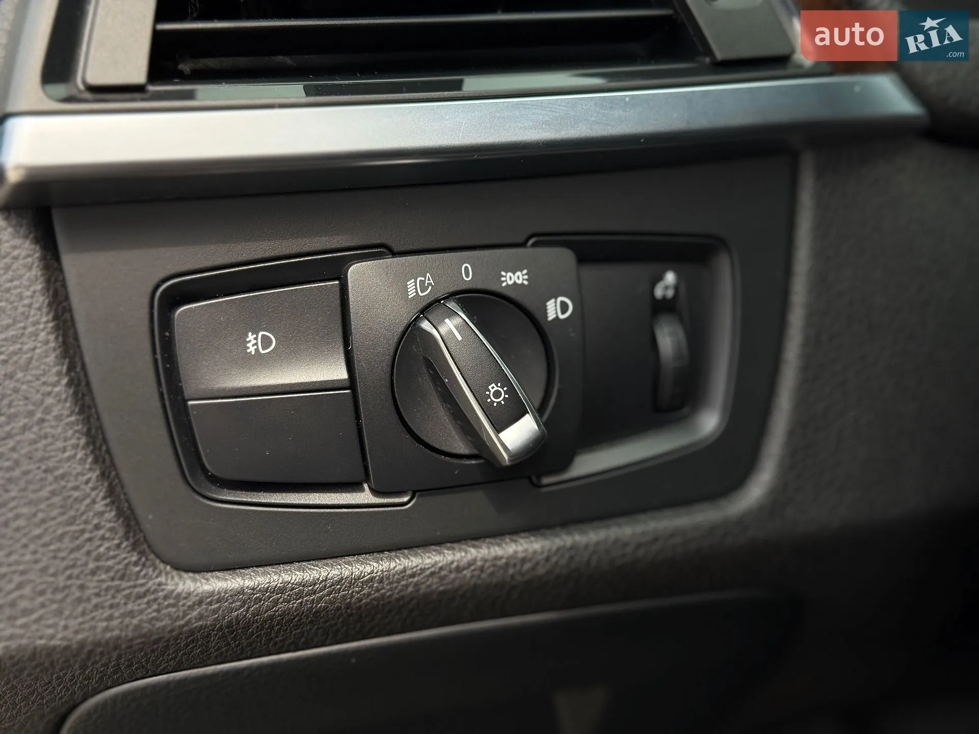 2015 BMW 3er - мініатюра 25