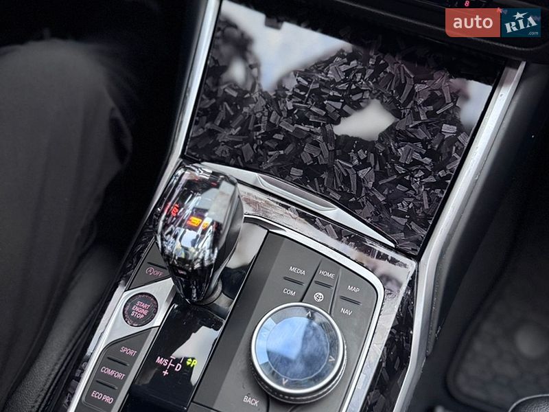 Седан BMW 3 Series 2019 в Кривом Роге