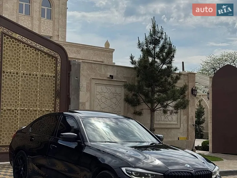 BMW 3 Series 2019 VIN WBA5R1C53KFH01270 фото оголошення 2 з 50