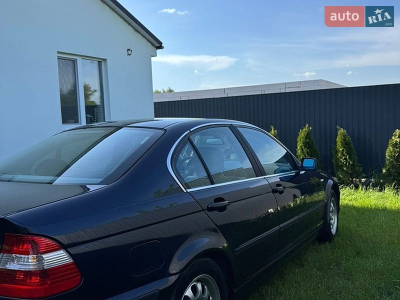 Седан BMW 3 Series 2002 в Киеве