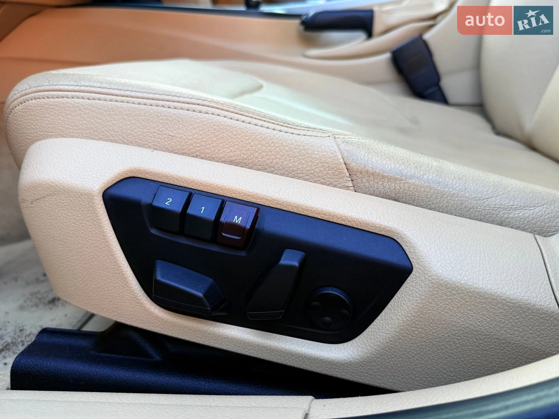 2012 BMW 3er - мініатюра 9