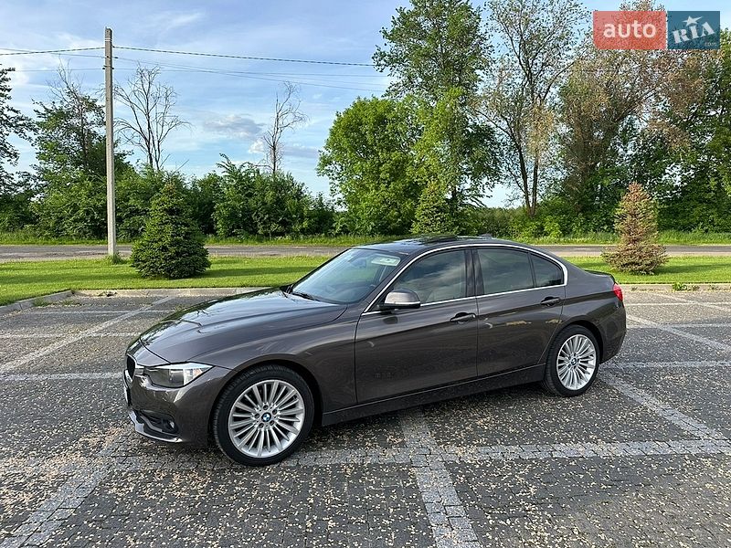 Седан BMW 3 Series 2015 в Пирятине