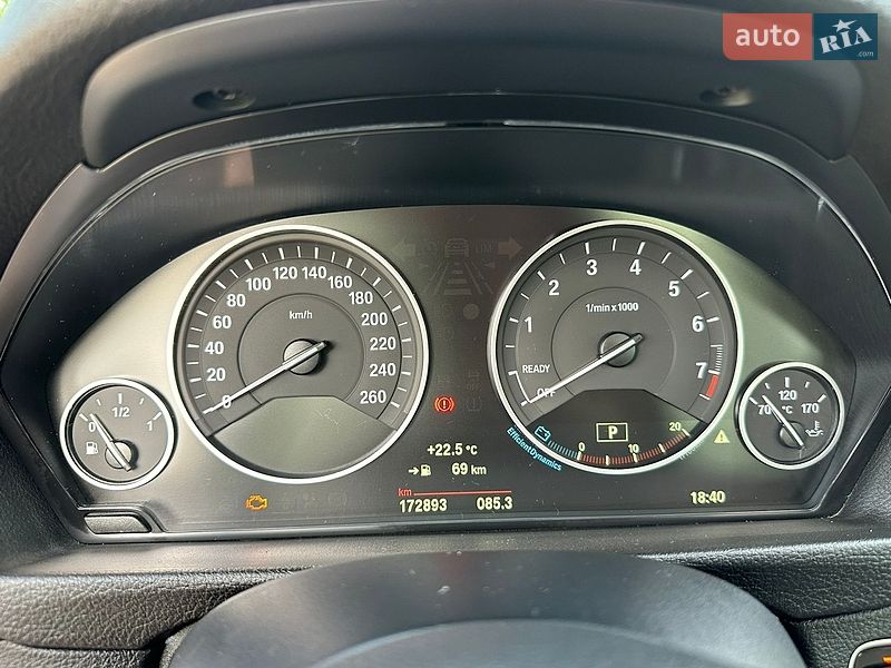Седан BMW 3 Series 2015 в Пирятине