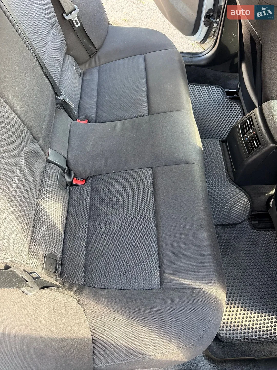 2010 BMW 3er - мініатюра 23